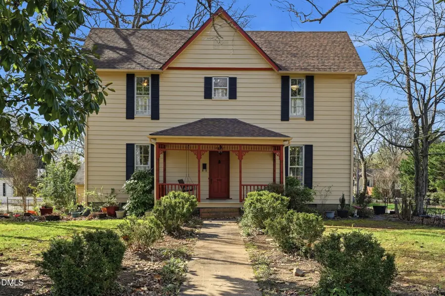 916 W Davis Street, Burlington, NC 27215 - #2