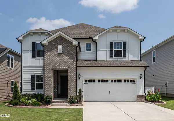 725 Sage Oak Lane, Holly Springs, NC 27540