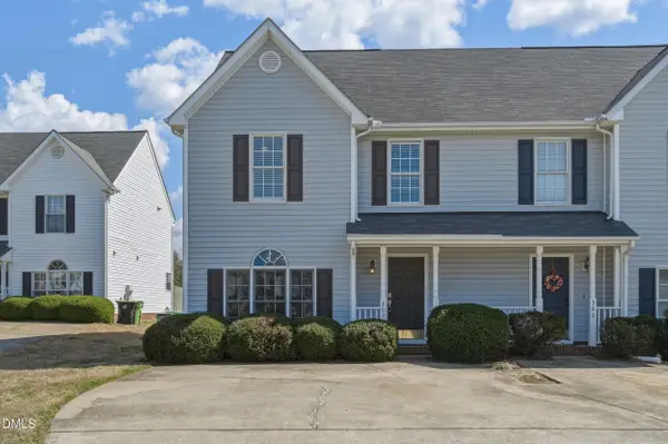 302 Center Heights Court, Apex, NC 27502