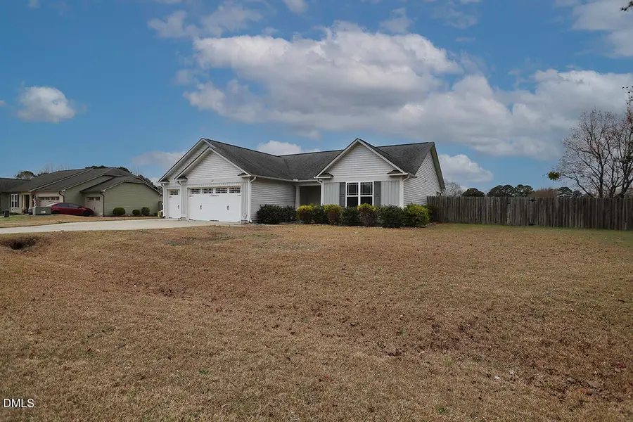 22 Willard Wood Run, Benson, NC 27504 - #3