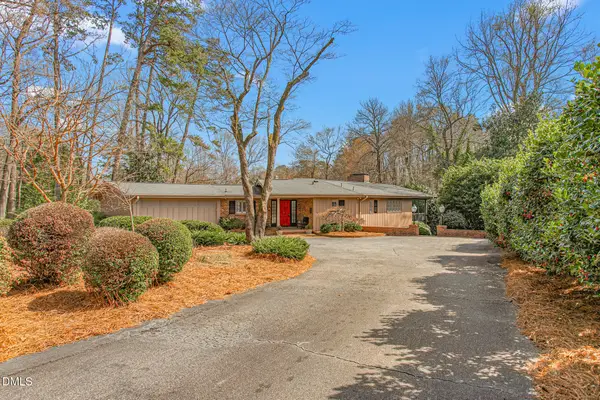 1912 W Lake Drive, Burlington, NC 27215