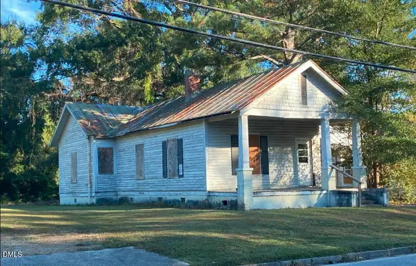 211 Fairview Avenue Sw, Wilson, NC 27893