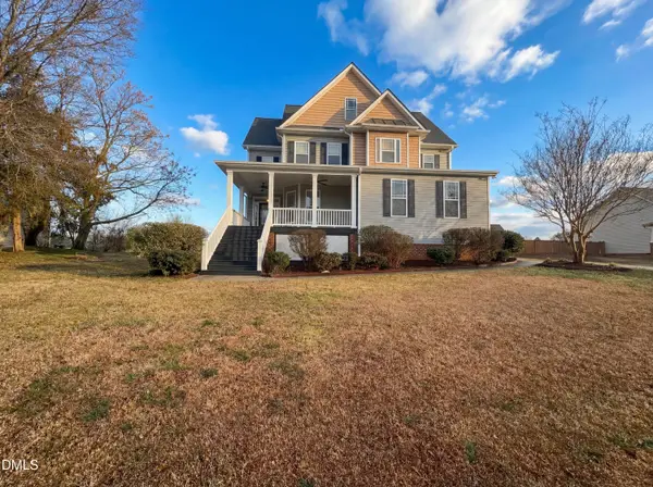 857 Ruth Circle, Fuquay Varina, NC 27526