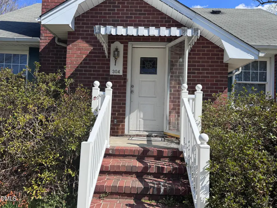 304 Atwater Street, Burlington, NC 27215 - #3