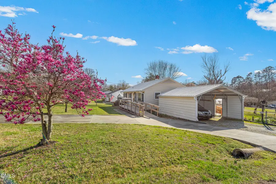 407 N Ninth Street, Mebane, NC 27302 - #2