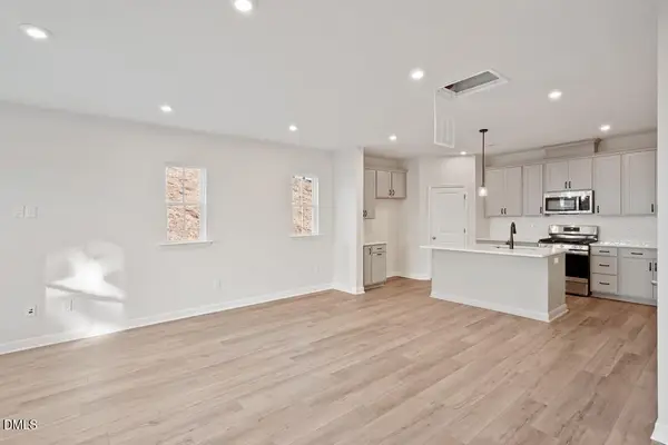 200 Solaire Alley, Wake Forest, NC 27587