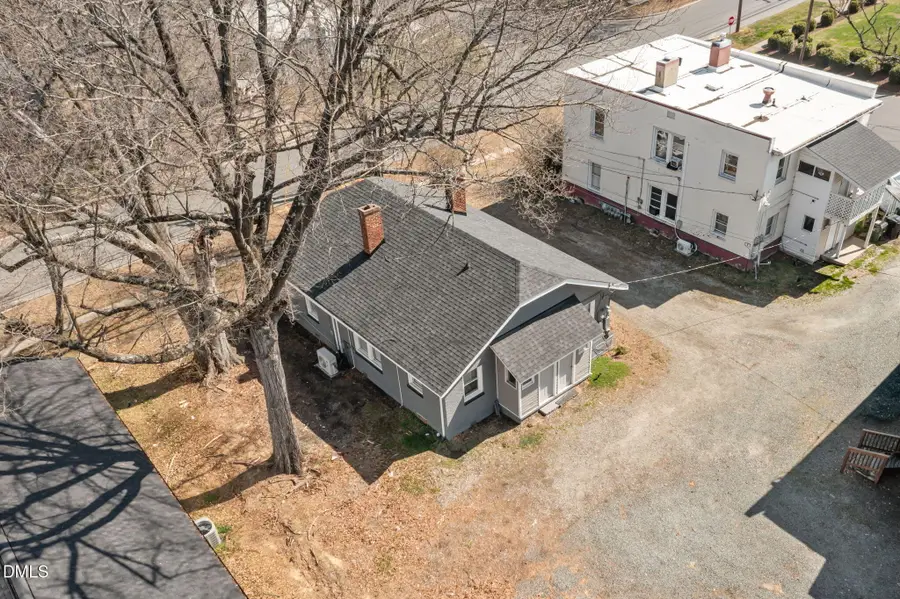 204 W Holt Street, Burlington, NC 27217 - #3