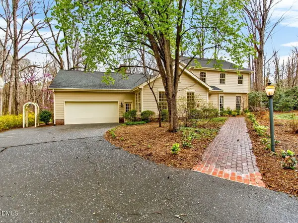 10 Elmstead Place, Chapel Hill, NC 27517