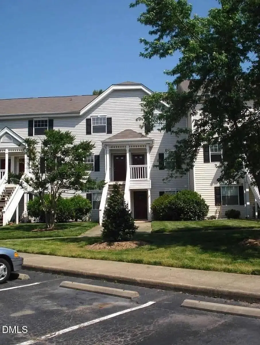 110 Kingsbury Drive, Chapel Hill, NC 27514 - #1