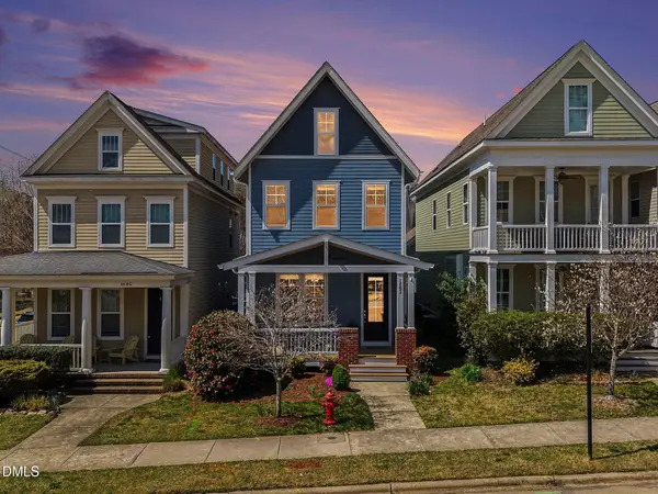 1682 Great Ridge Parkway, Chapel Hill, NC 27516