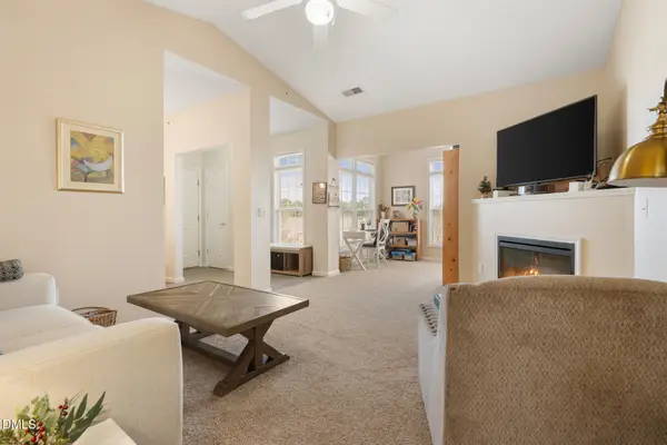 2511 Huntscroft Lane #303, Raleigh, NC 27617