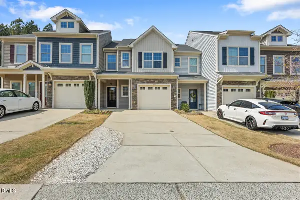 243 Beaconwood Lane, Holly Springs, NC 27540