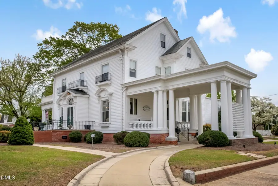 309 W Divine Street, Dunn, NC 28334 - #2