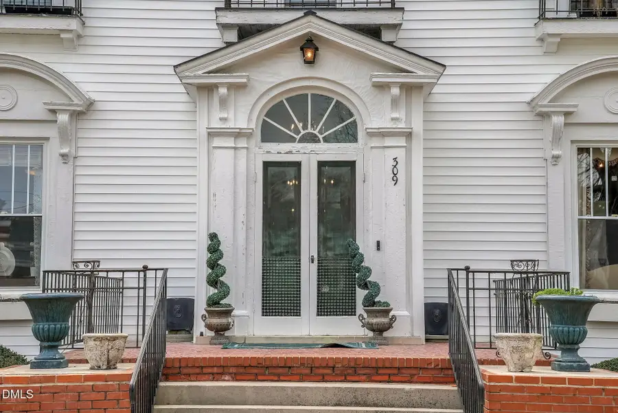 309 W Divine Street, Dunn, NC 28334 - #3