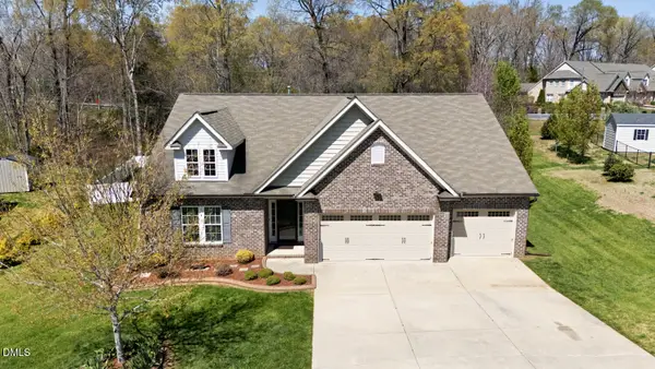 808 Carraway Drive, Graham, NC 27253