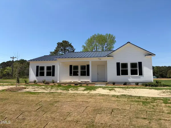 25 Jacobs Ridge Drive, Four Oaks, NC 27524