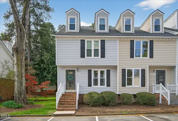 3611 Plumbridge Court, Raleigh, NC 27613