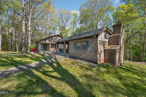 3763 Claremont Trail #B, Graham, NC 27253