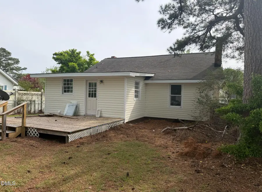 702 W Main Street, Benson, NC 27504 - #2