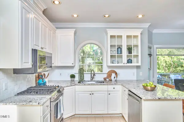 1009 Sunny Brae Court, Apex, NC 27502