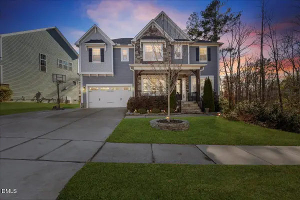 309 Mystic Pine Place #309, Apex, NC 27539