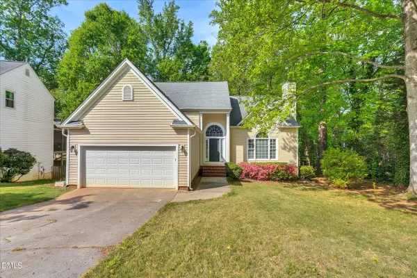 102 Durington Place, Cary, NC 27518