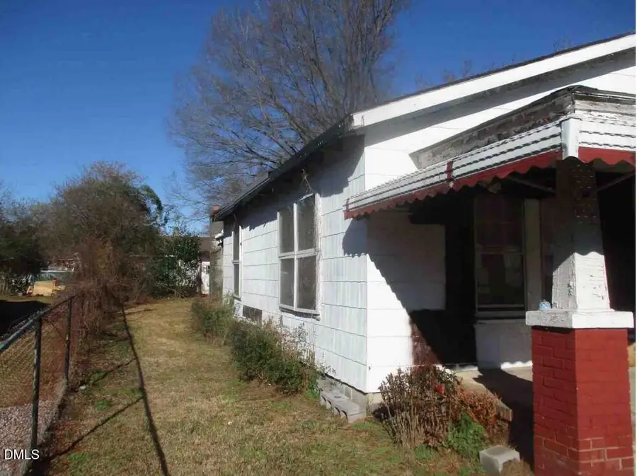611 N Wilson Avenue, Dunn, NC 28334 - #3