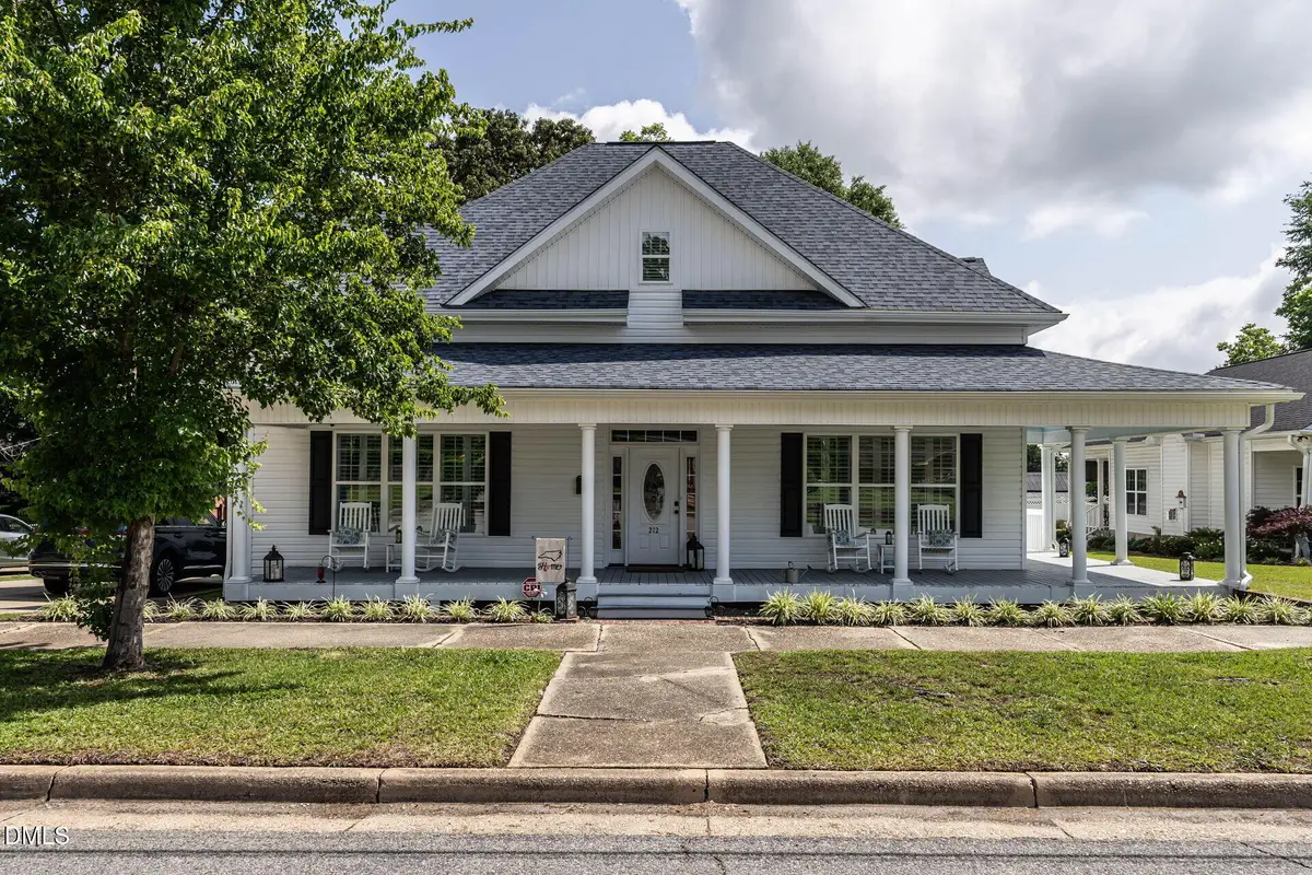 212 W Church Street, Benson, NC 27504 - #1