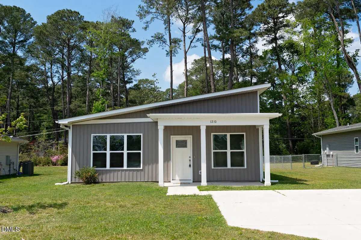 1210 S 2nd Street, Smithfield, NC 27577 - #1