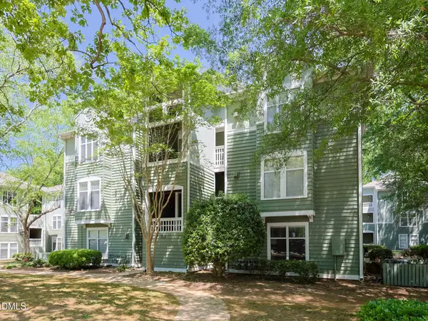 1211 Westview Lane #305, Raleigh, NC 27605
