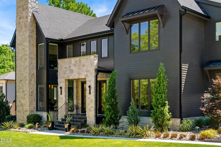 2105 Manuel Street, Raleigh, NC 27612 - #2