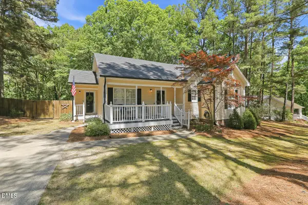 165 Hammerstone Drive, Fuquay Varina, NC 27526