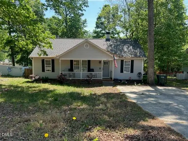 2910 Brittany Drive, Clayton, NC 27520