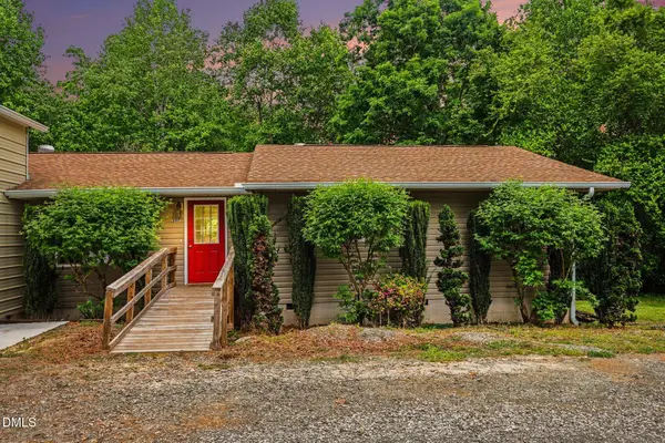 207 Oakland Drive, Apex, NC 27539