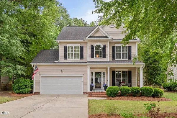 912 E Ivy Valley Drive, Fuquay Varina, NC 27526