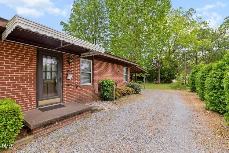 605 N Baker Street, Four Oaks, NC 27524 - #3