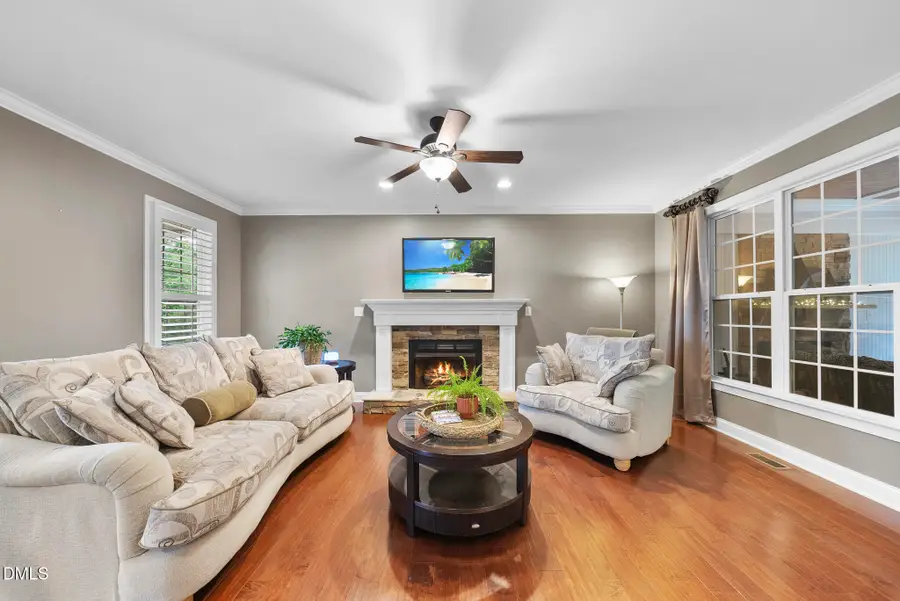 905 Golden Star Way, Wake Forest, NC 27587 - #3