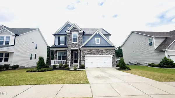 212 Moore Hill Way, Holly Springs, NC 27540