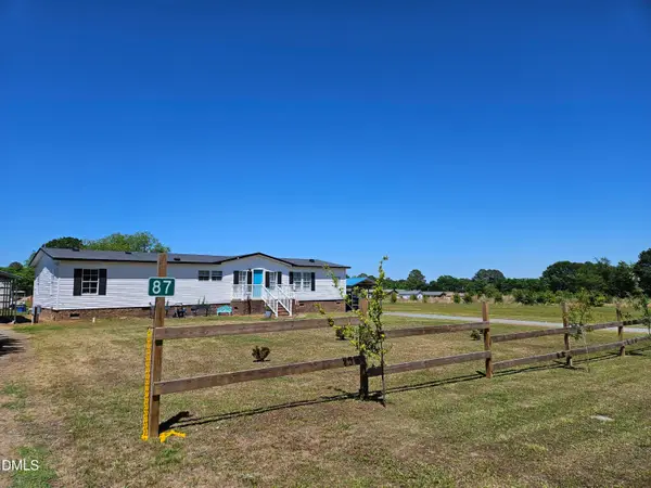 87 E Williams Street, Coats, NC 27521