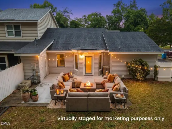 140 Rollingwood Drive, Dunn, NC 28334