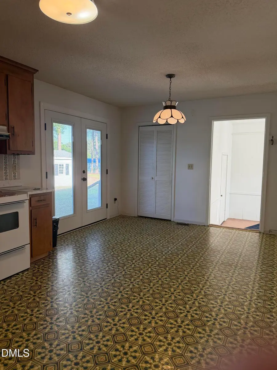 1612 Fairground Road, Dunn, NC 28334 - #3