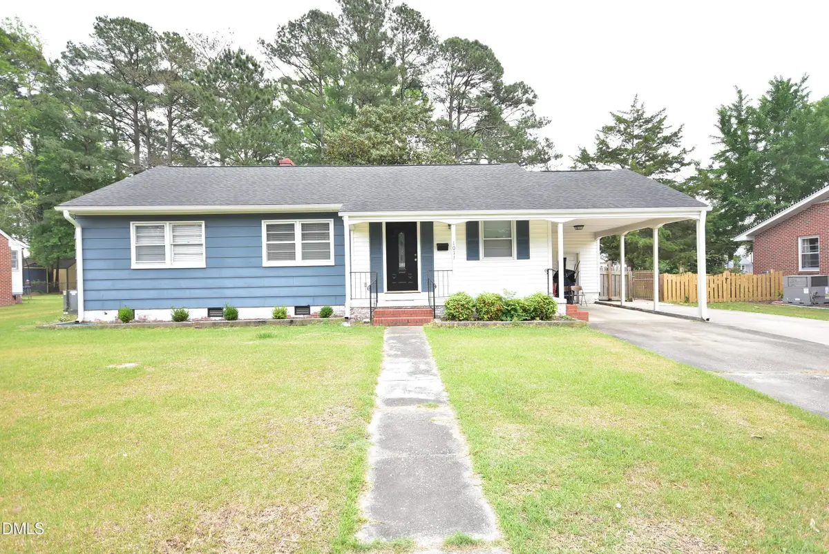 1011 S 1st Street, Smithfield, NC 27577 - #1