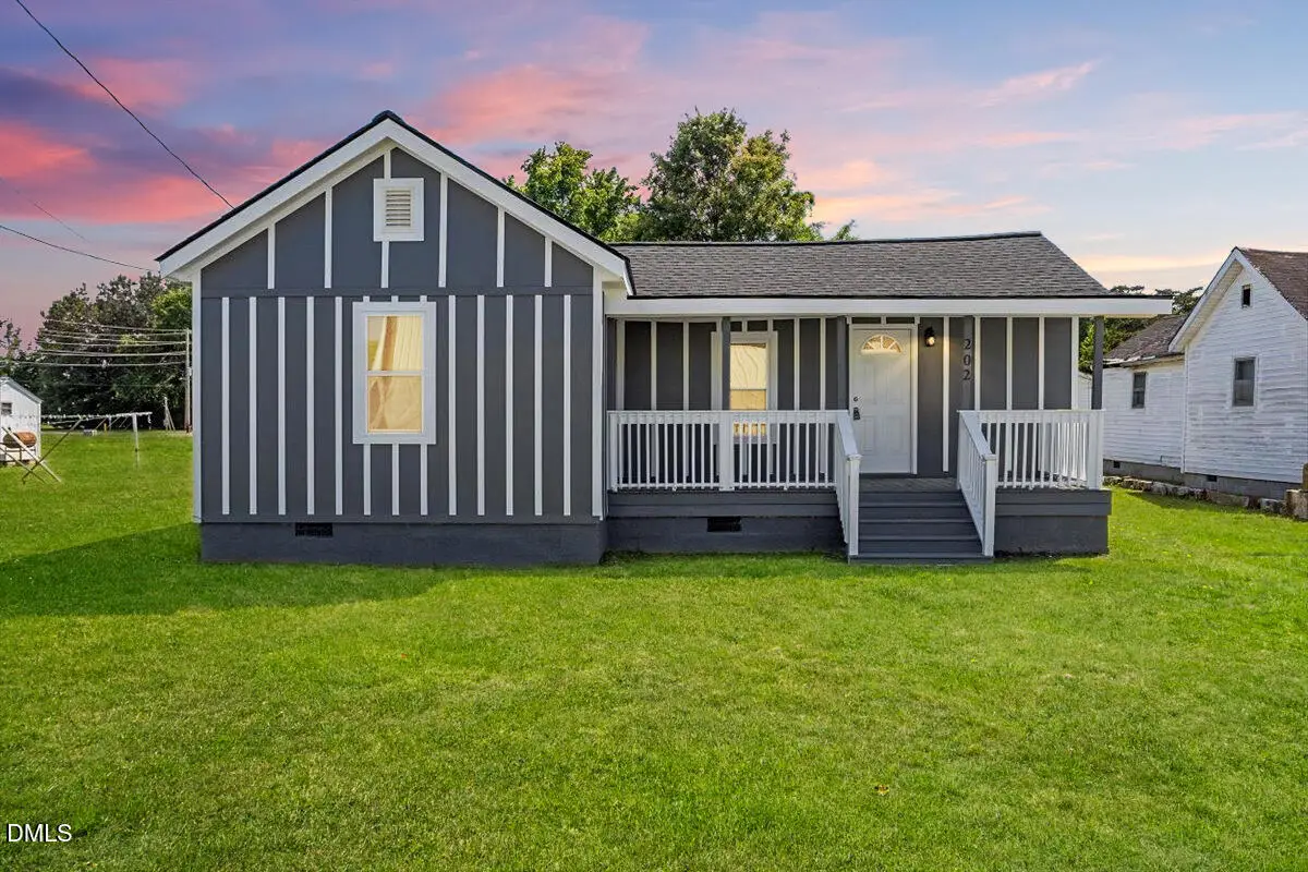 202 W Ward Street, Fremont, NC 27830 - #1