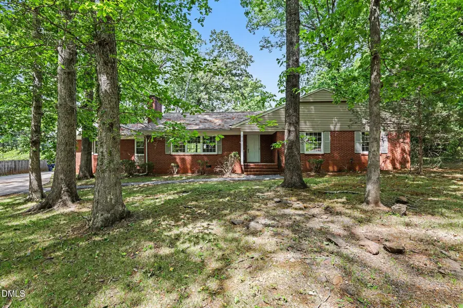 518 W Elk Street, Siler City, NC 27344 - #2
