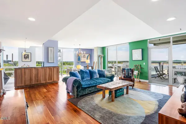 601 W Rosemary Street #Unit 804, Chapel Hill, NC 27516