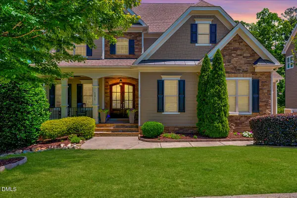 121 Synandra Lane, Holly Springs, NC 27540