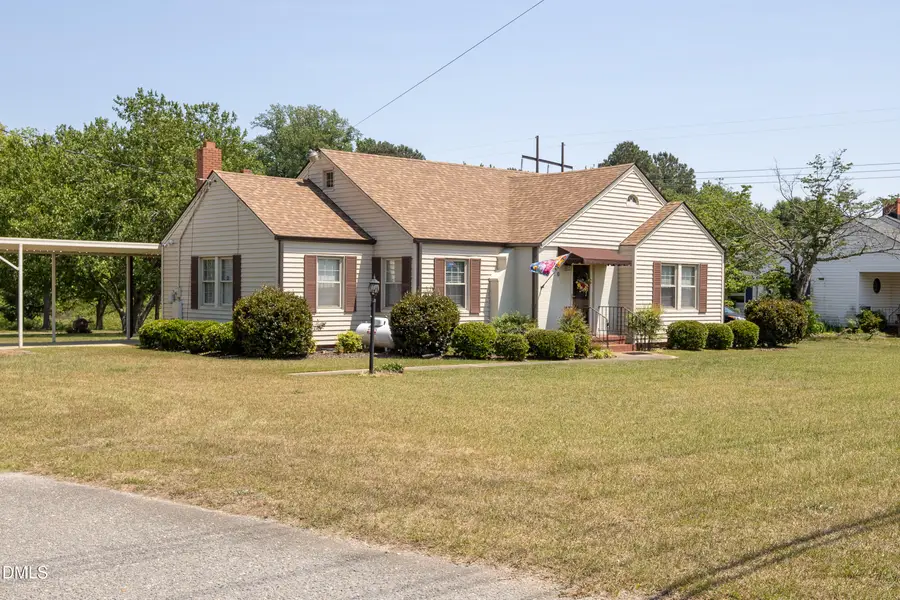 610 N Lincoln Street, Benson, NC 27504 - #2