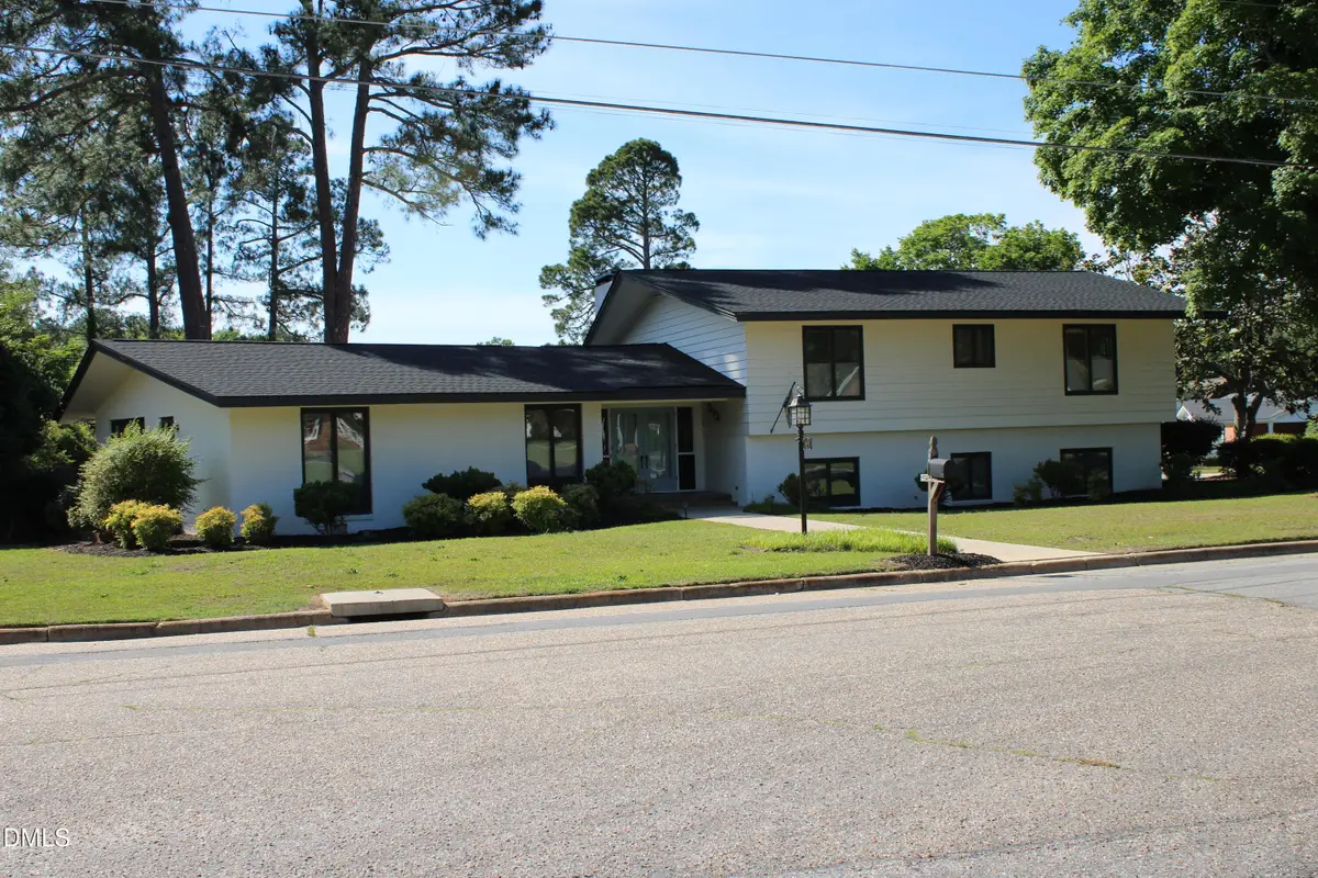 1607 Lakeshore Drive, Dunn, NC 28334 - #1