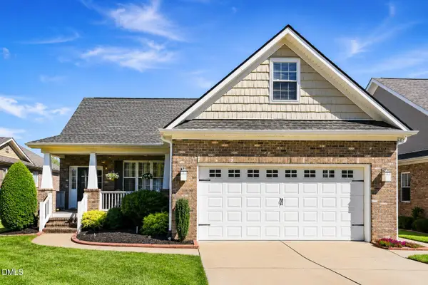 813 Canyoncreek Lane, Fuquay Varina, NC 27526