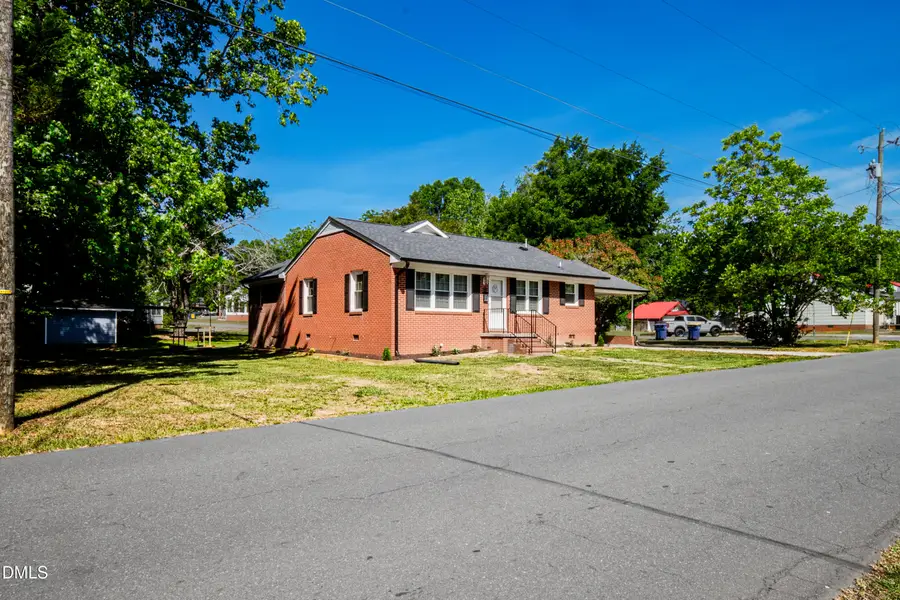 502 S 6th Avenue, Siler City, NC 27344 - #2